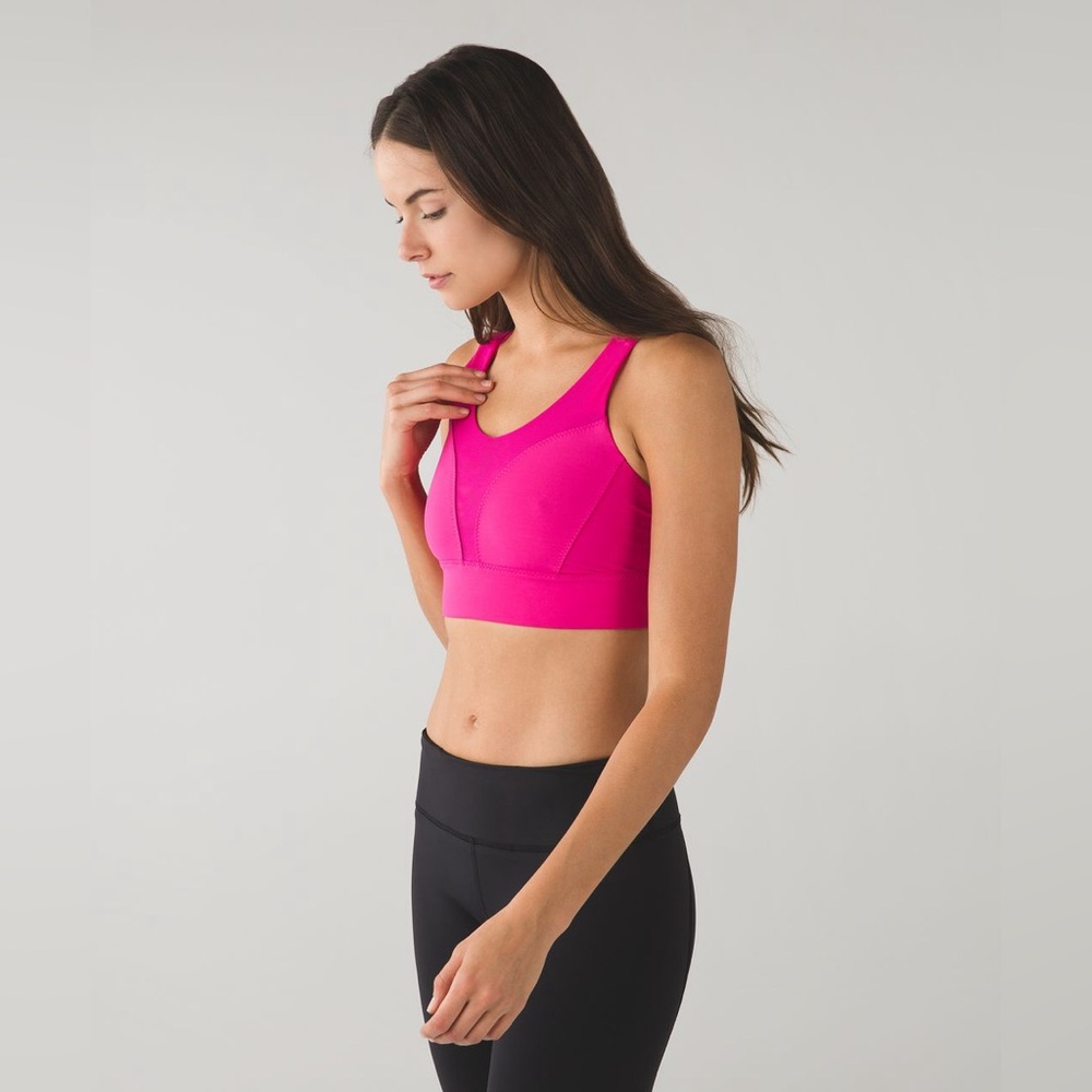 Lululemon Oxygen Bra
Jewelled Magenta